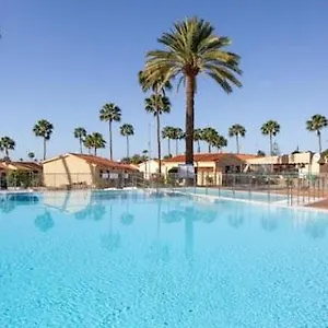 https://bungalow-santa-fe-en-centro-de-playa-del-ingles.in-canary-islands.com